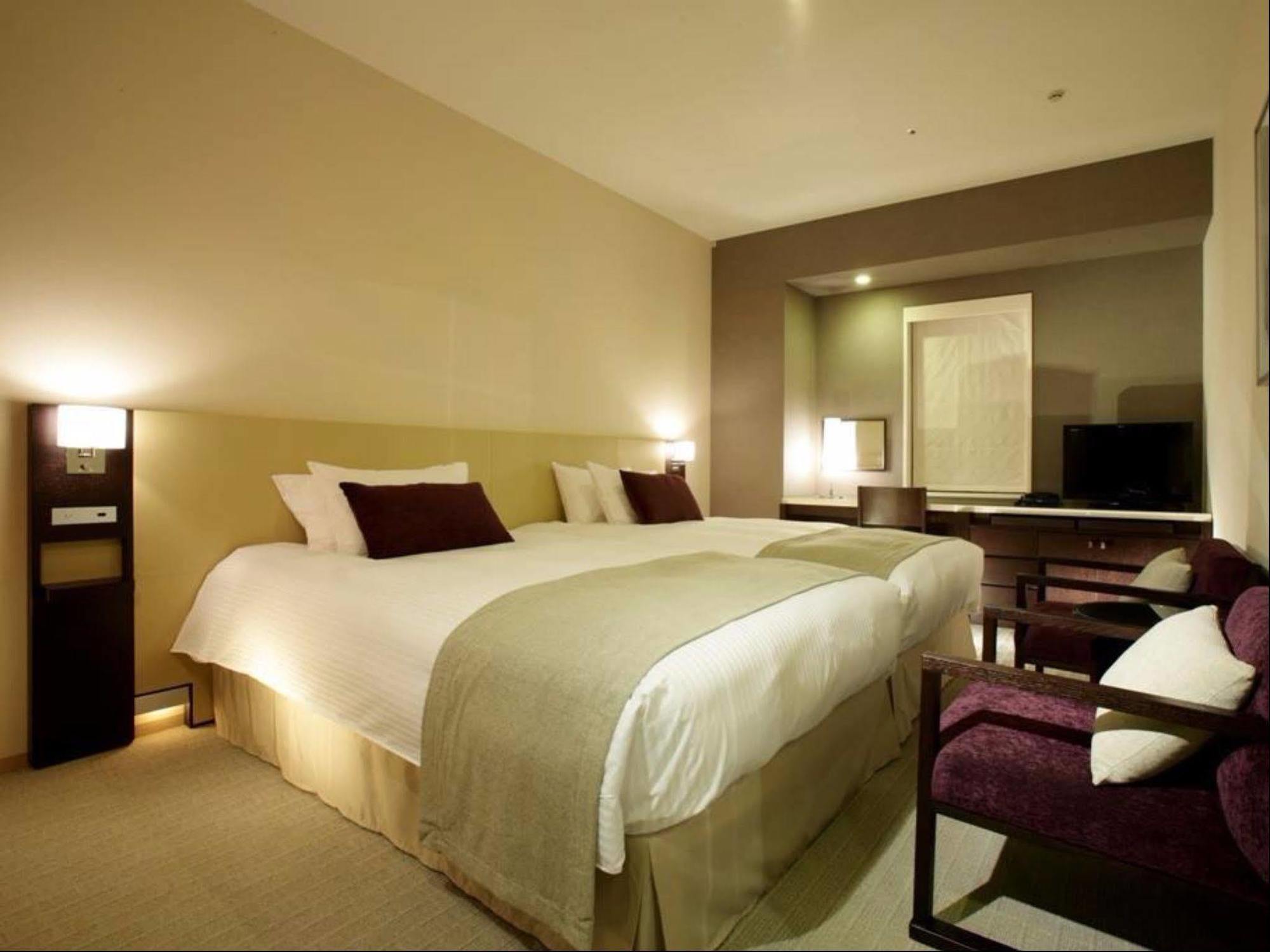 Koko Hotel Kobe Sannomiya Buitenkant foto